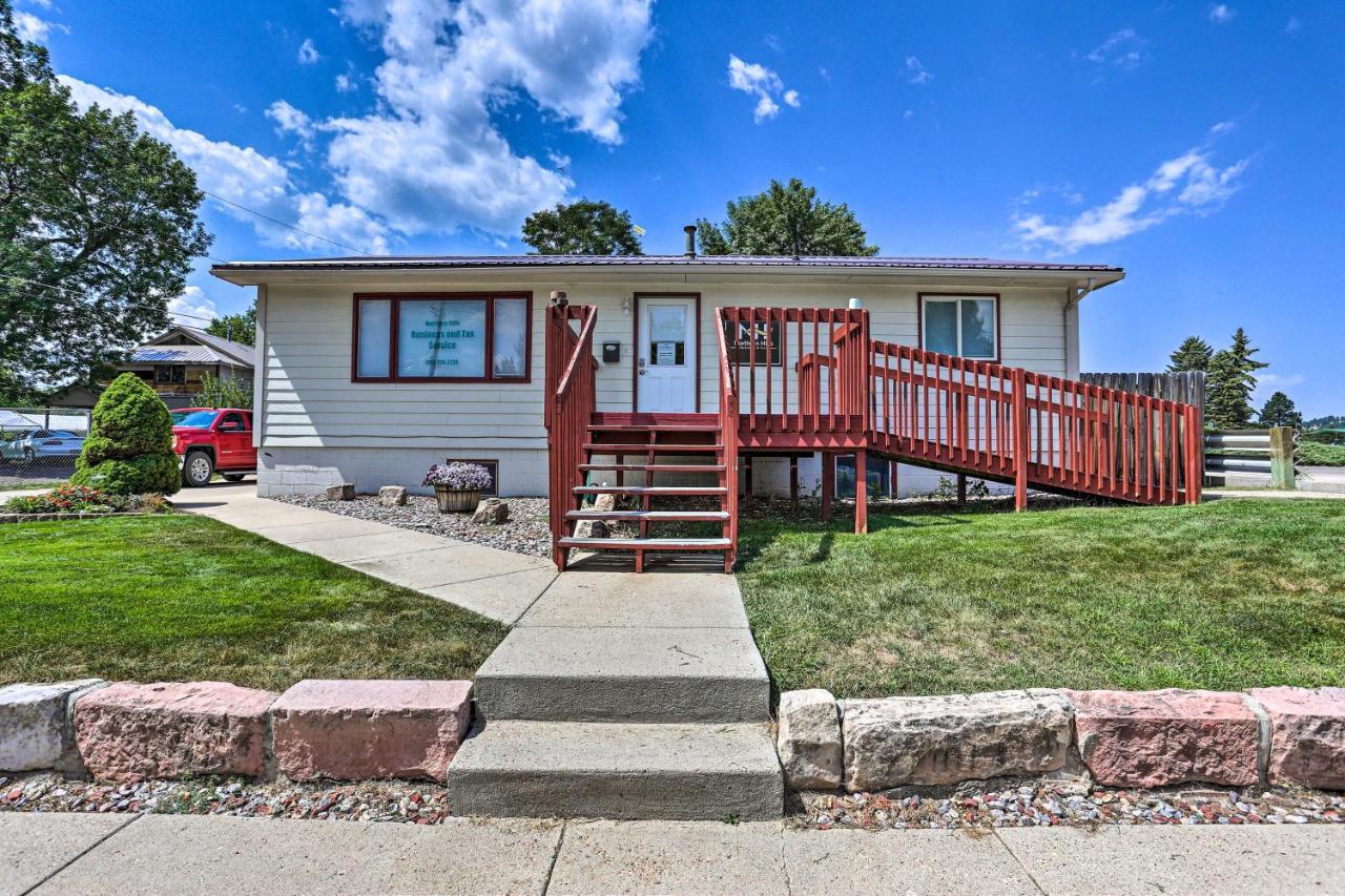 Centrally Located Sturgis Apt On Main St With Garage Exterior photo