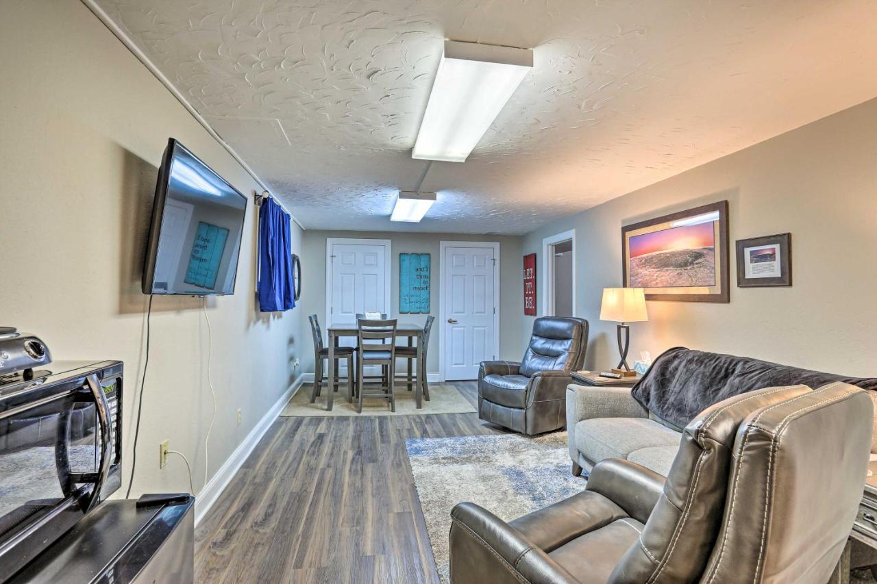 Centrally Located Sturgis Apt On Main St With Garage Exterior photo