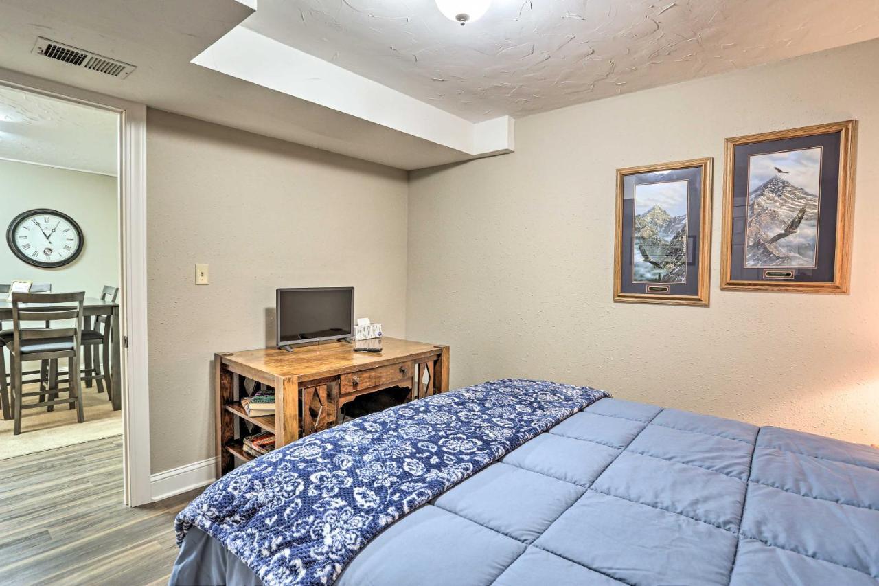 Centrally Located Sturgis Apt On Main St With Garage Exterior photo